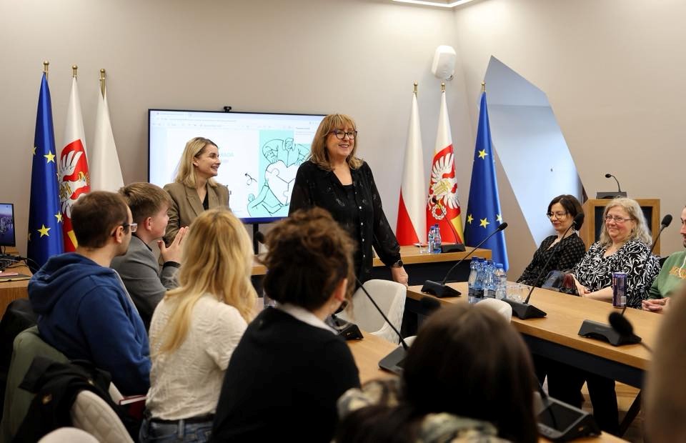 Spotkanie przygotowujące młodzież do Sesji Inauguracyjnej Młodzieżowej Rady Powiatu Wielickiego